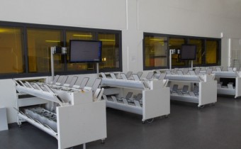 Doppelstockstapler rechts/links Zeitung