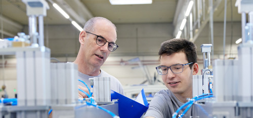 Ausbildung zum Mechatroniker bei NELA
